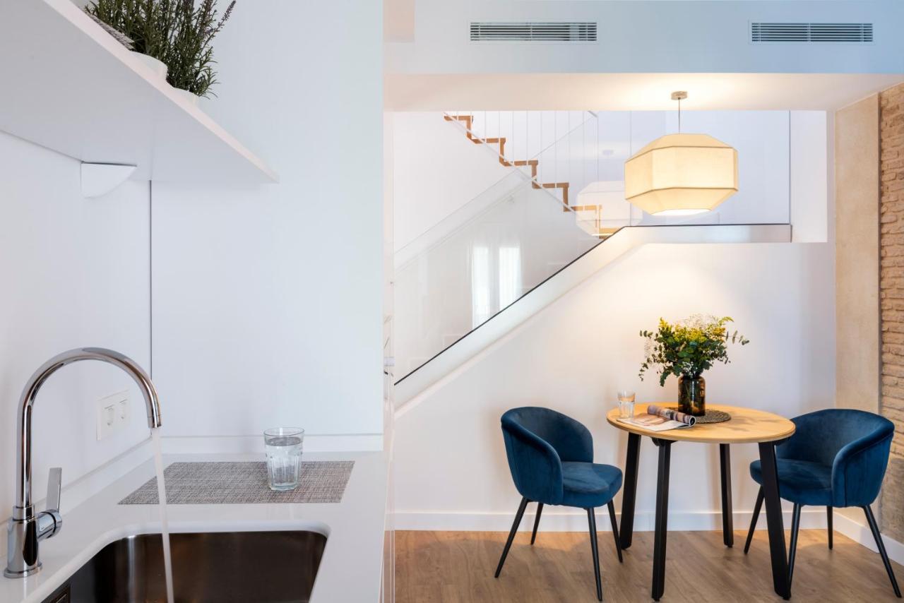 Magno Apartments Feria 132 Севилья Экстерьер фото